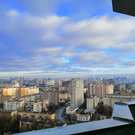 Видовая 25Й Этаж. Новый Дом. Шалимова, Isida. Шулявская, Гарматная, Индустриальный Мост. Космополитан. Большевик. Жд Вокзал. Kijów Zewnętrze zdjęcie